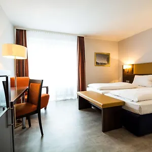 https://domus.getmunichhotels.com